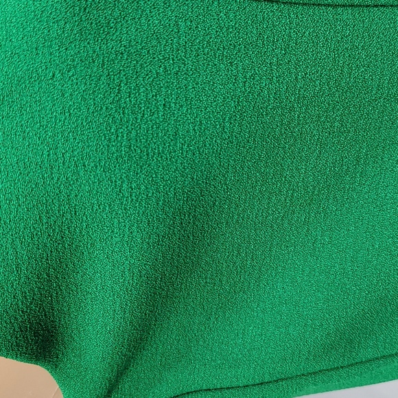 Julia Jordan Halter Neck Kelly Green Jumpsuit - Picture 5 of 17